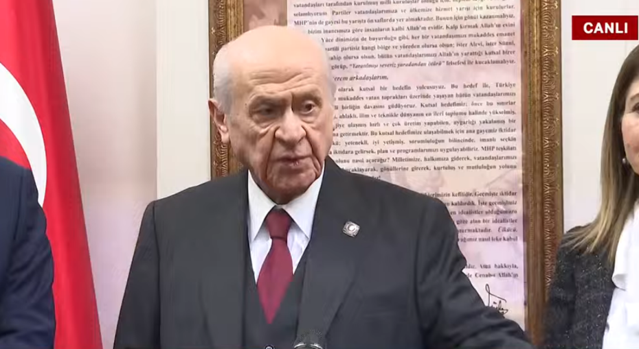 Bahçeli'den İzzet Ulvi Yönter açıklaması: İstifa küskünlüğe dayalı değil