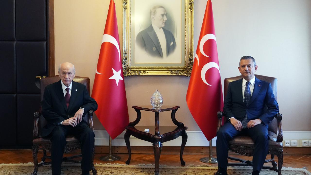 Liderlerden bayram teması. Bahçeli'den Özel ve Kılıçdaroğlu'na telefon