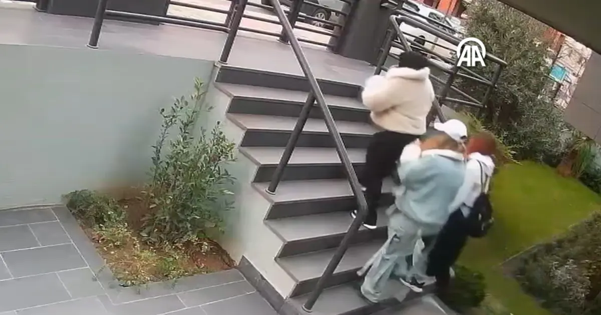 Birinin 31 diğerinin 30 suç kaydı var! Milyonluk hırsızlığın zanlıları Bağdat Caddesi'nde yakalandı