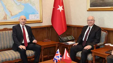 Bakan Güler, İngiliz mevkidaşı Healey ile görüştü