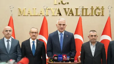 Gerçek üç yıl sonra ortaya çıktı. Bakan Ersoy, Malatya'da depremde ölümden dönmüş