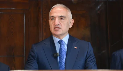 Bakan Ersoy’dan Malazgirt Zaferi’nin 955’inci yıl dönümü mesajıKültür ve Turizm Bakanı Mehmet Nuri Ersoy, Malazgirt Zaferi'nin yıl dönümü için mesaj yayınladı; 26 Ağustos 1071'in Anadolu'nun kaderini değiştiren yeni bir dönemin başlangıcı olduğunu vurguladı.