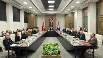 Bakan Çiftçi'den Jandarma ve Sahil Güvenlik Akademisi'ne ziyaret