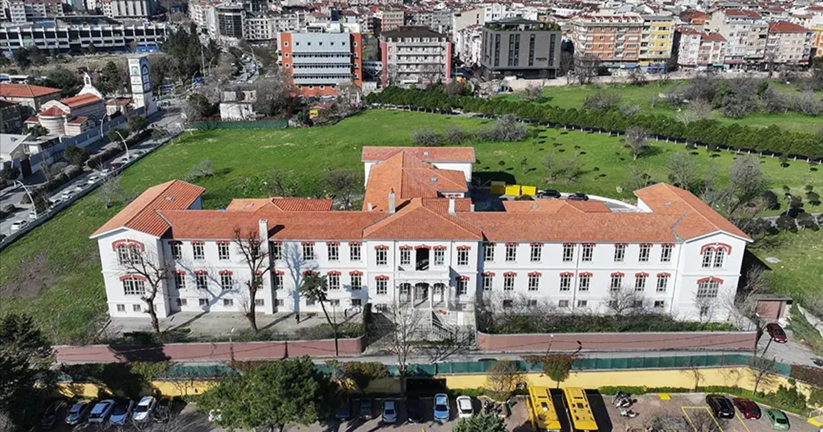 Balıklı Rum Hastanesi'ne operasyon: Profesör, eczacı ve tıbbi sekreter gözaltında