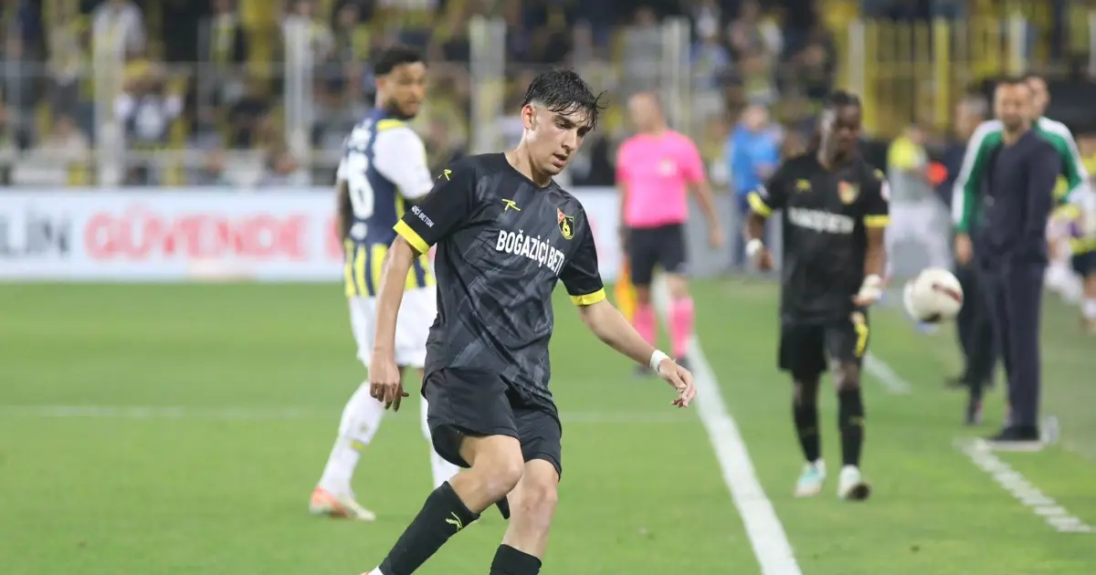 İstanbulspor'un genç futbolcusu Baran Alp Vardar kansere yenik düştü