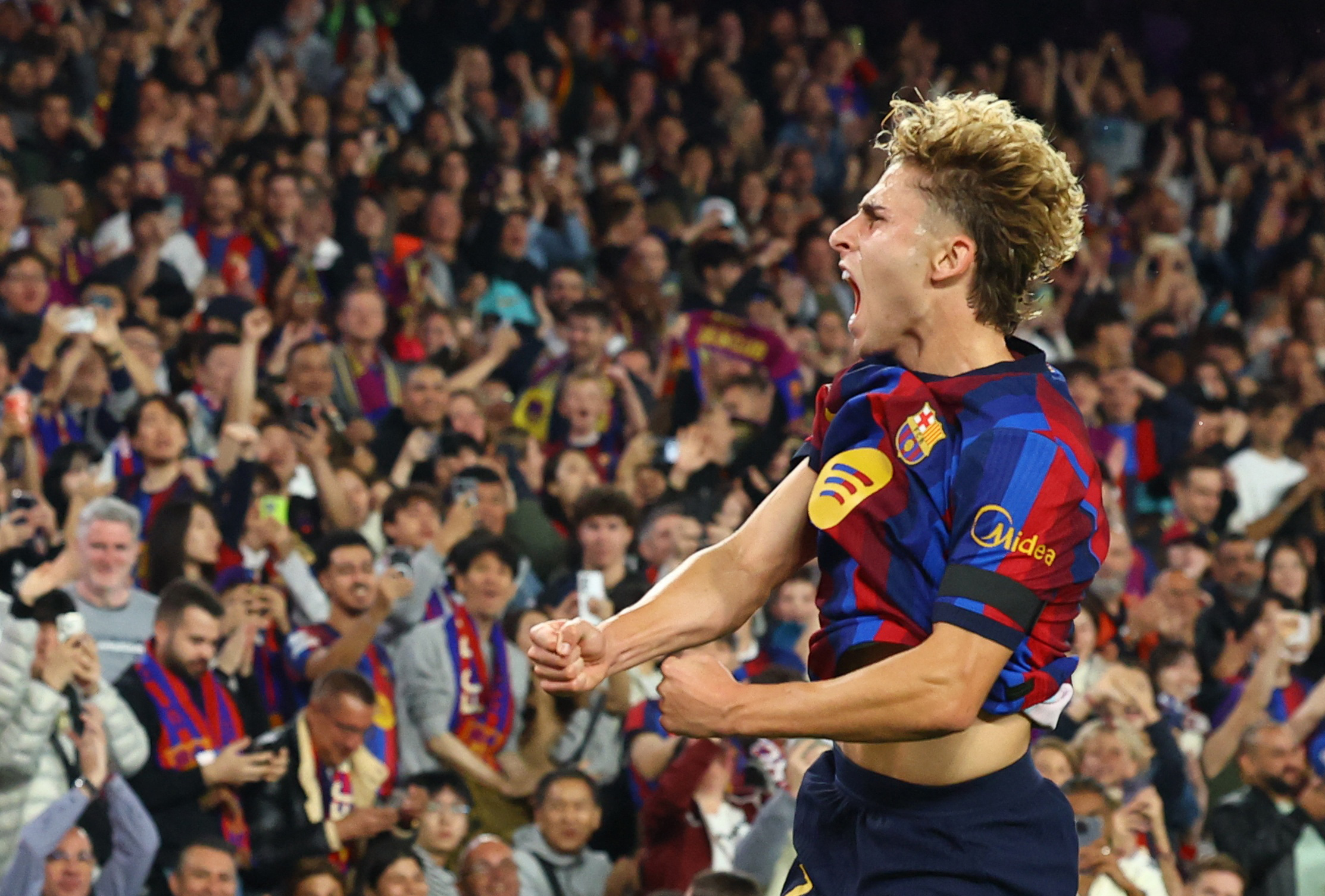 Barcelona üst üste yenilgilerin acısını Alaves'ten çıkardı; 11 maçta 46 gole ulaştı