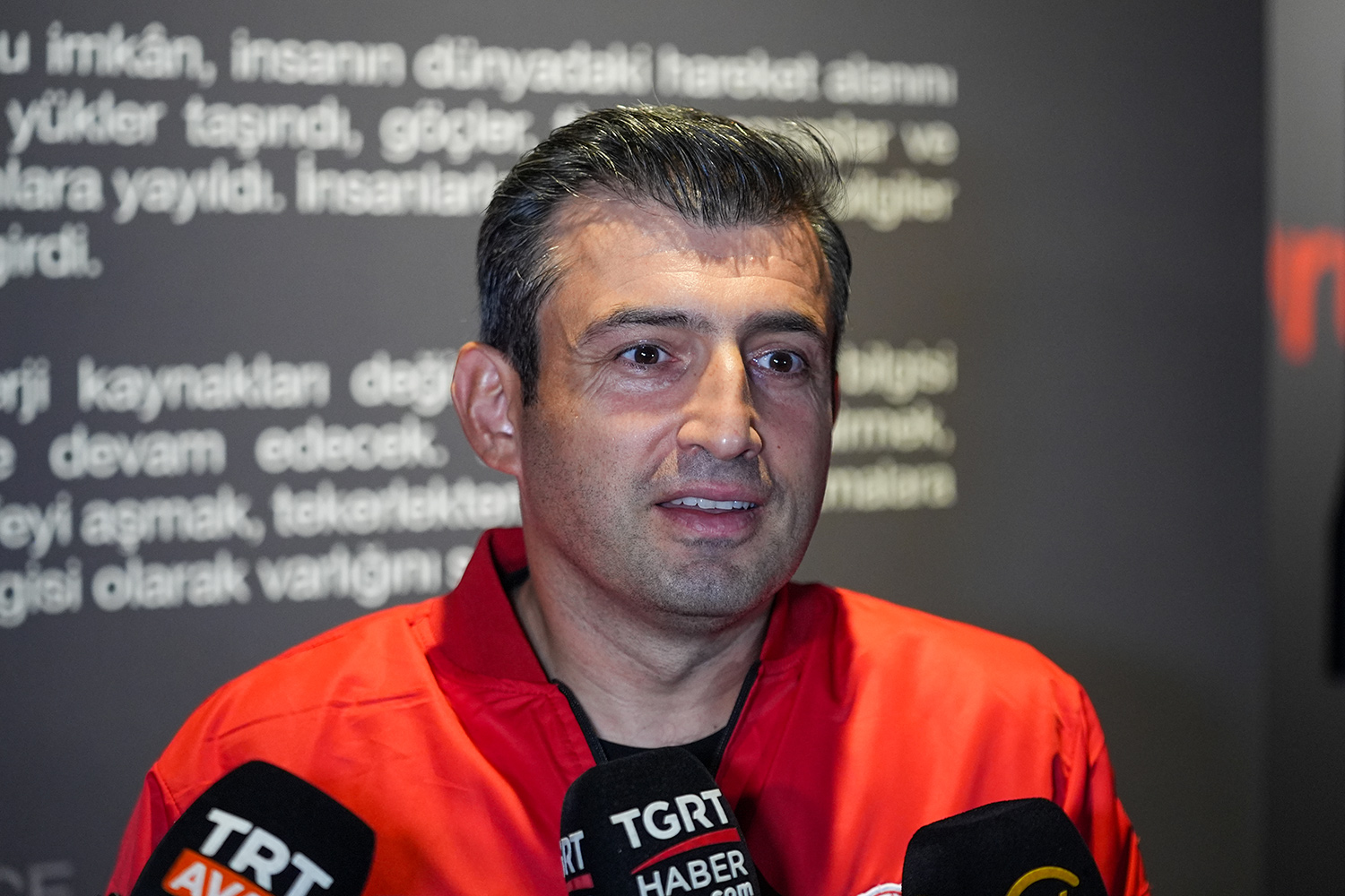 TEKNOFEST Yönetim Kurulu Başkanı Bayraktar: Rekor kıra kıra gidiyoruz