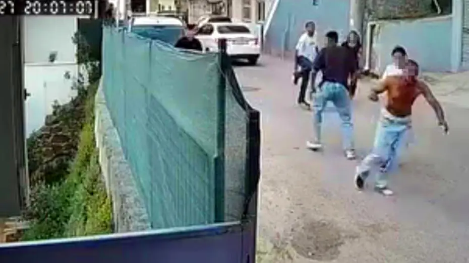Bayram günü dehşet: Üç kişiyi bıçakladı