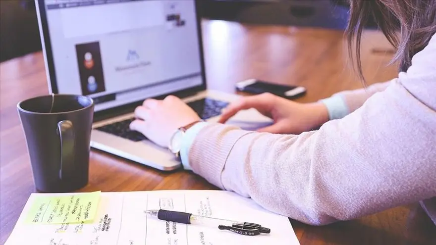 Kamu ve özel sektörde çalışma saatleri düşecek mi? AK Parti'den açıklama 2