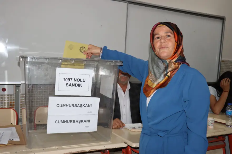 Deprem bölgesinde seçimin ikinci turu 19