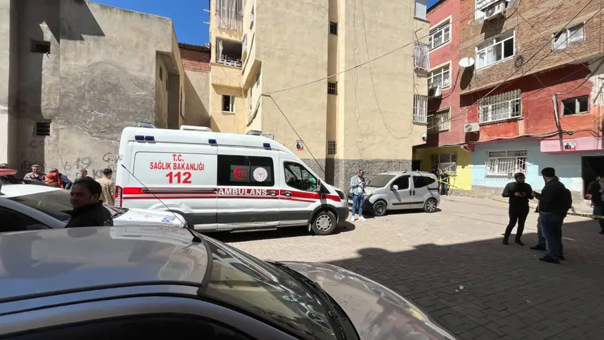 Boşanma davasından çıkıp eski eşini öldürdü 