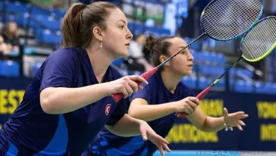 Erzincanlı kızlar Badminton'da tarihe geçti