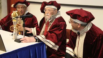 Efsane hoca Prof. Dr. Halil İnalcık'a 'Avrasya Efsanesi' ödülü