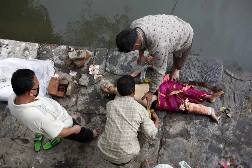 Nepal Başbakanı: Ölü sayısı 10 bine ulaşabilir 9