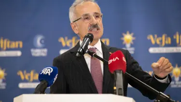 Ulaştırma ve Altyapı Bakanı Uraloğlu: Ankara-İzmir arası 3,5 saate düşecek