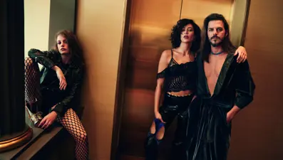 Fi oyuncuları dizinin bilinmeyenlerini anlattı