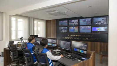 Denizi kirleten 13 gemiye 70 milyon lira ceza