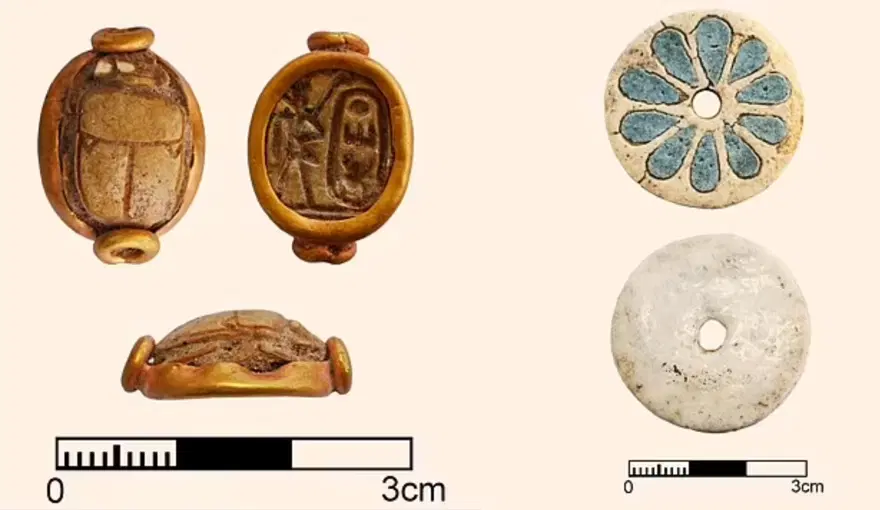 Güney Kıbrıs’ta Mısır Kraliçesi Nefertiti dönemine ait paha biçilemez altın hazine bulundu 6 Güney Kıbrıs’ta Mısır Kraliçesi Nefertiti dönemine ait paha biçilemez altın hazine bulundu 6