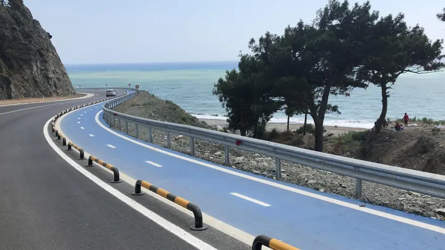 Türkiye'nin en uzun bisiklet yolu bisikletçilerin gözdesi oldu 1 Türkiye'nin en uzun bisiklet yolu bisikletçilerin gözdesi oldu 1