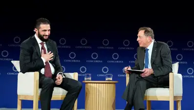 CIA şefi ile Şara arasında esprili diyalog