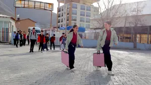 9 günlük tatil sonrası zil yeniden çaldı