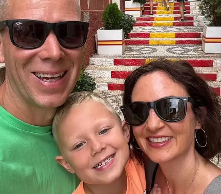 6 yaşındaki çocuğu grip sandılar ama lösemi olduğu ortaya çıktı: Boynundaki belirti her şeyi ele verdi 2