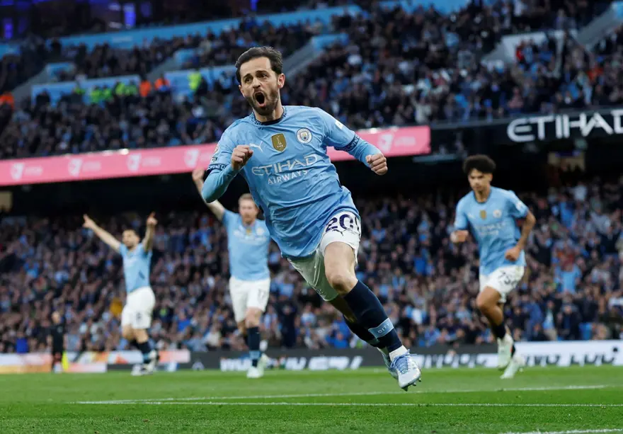 Galatasaray'ın çılgın planı ortaya çıktı: Manchester City ablukaya alındı 6 Galatasaray'ın çılgın planı ortaya çıktı: Manchester City ablukaya alındı 6
