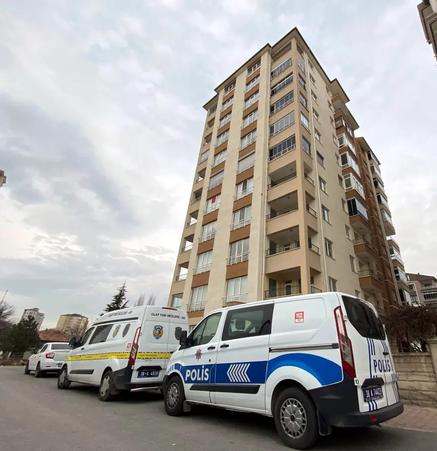 Kayseri’de şüpheli ölüm: 6’ncı kattaki evinin balkonundandüşüp öldü 