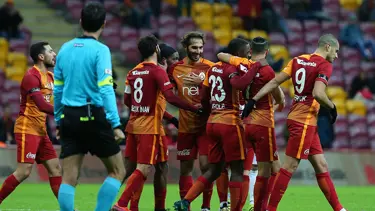 24 Erzincanspor - Galatasaray maçında ilk yarı sona erdi