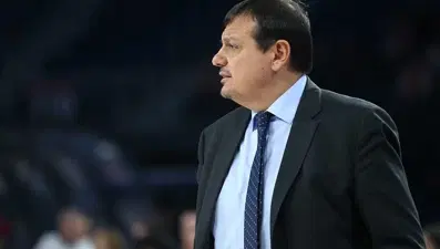 Anadolu Efes Başantrenörü Ergin Ataman: Favorilerim CSKA Moskova ve Fenerbahçe Doğuş