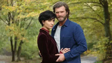 Tuba Büyüküstün ve Kıvanç Tatlıtuğ Arap dünyasında en iyi seçildi