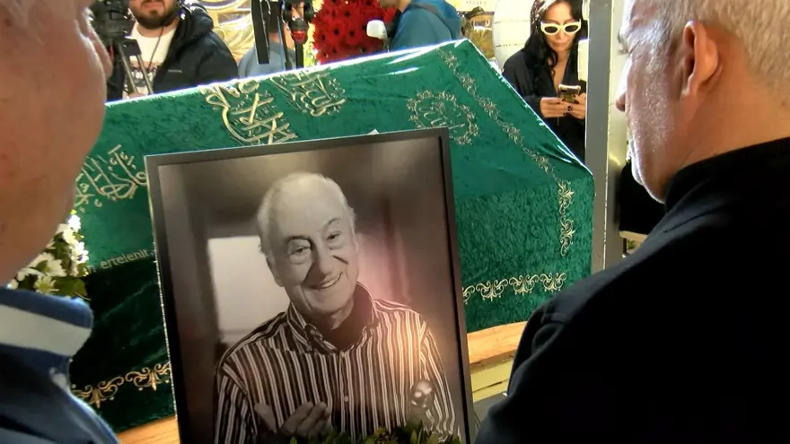 Halit Kıvanç son yolculuğuna uğurlandı 5