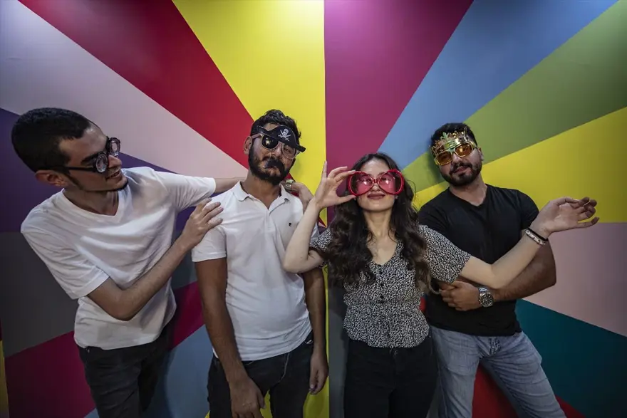 Sosyal medya müzesi fotoğrafseverlerin gözdesi oldu 10