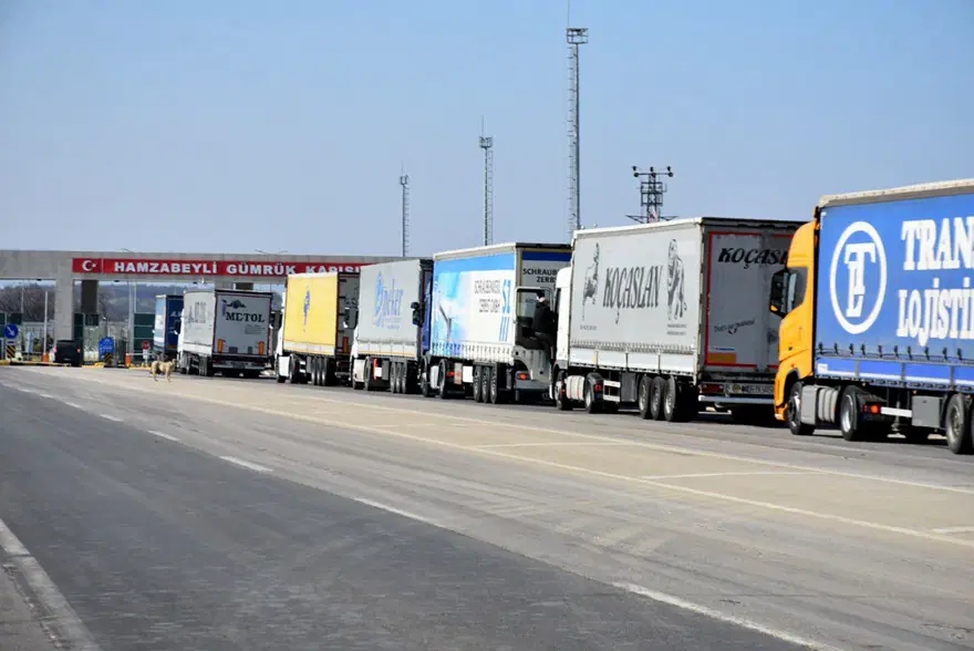 Hamzabeyli Sınır Kapısı'nda 10 kilometre TIR kuyruğu 4