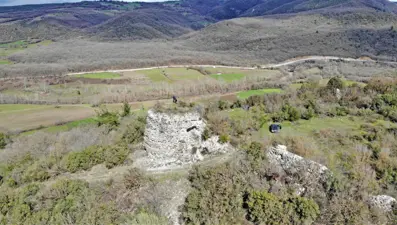 Bursa'da 2 bin yıl ayakta kalan kale keşfedilmeyi bekliyor