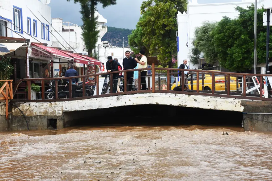 Bodrum yine sular altında 13