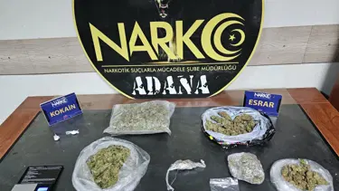 Adana'da uyuşturucu operasyonunda yakalanan 5 şüpheli tutuklandı