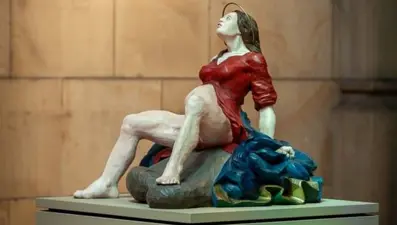 Avusturya'da Meryem Ana heykeline saldırı