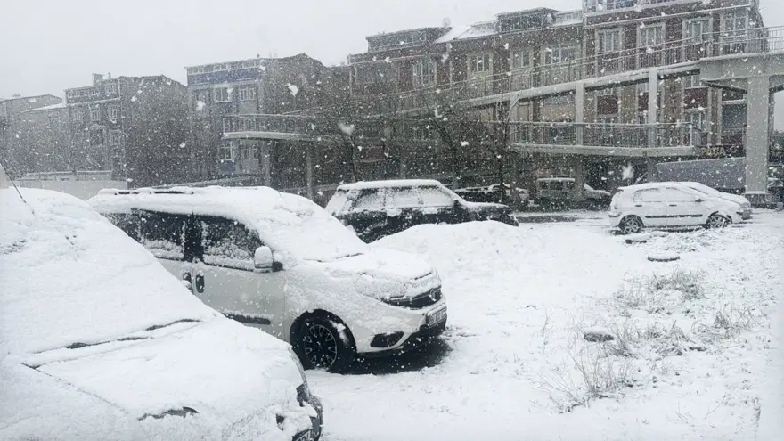 BEKLENEN KAR GELDİ 1 BEKLENEN KAR GELDİ 1