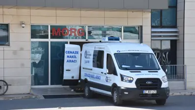 Antalya'da takla atan otomobildeki 1 kişi öldü, 3 kişi yaralandı