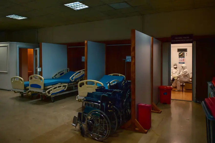 İstanbul'daki corona virüs savaşı böyle görüntülendi 21