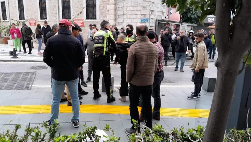 SÖZLÜ TARTIŞMA ARBEDEYE DÖNÜŞTÜ 3 SÖZLÜ TARTIŞMA ARBEDEYE DÖNÜŞTÜ 3