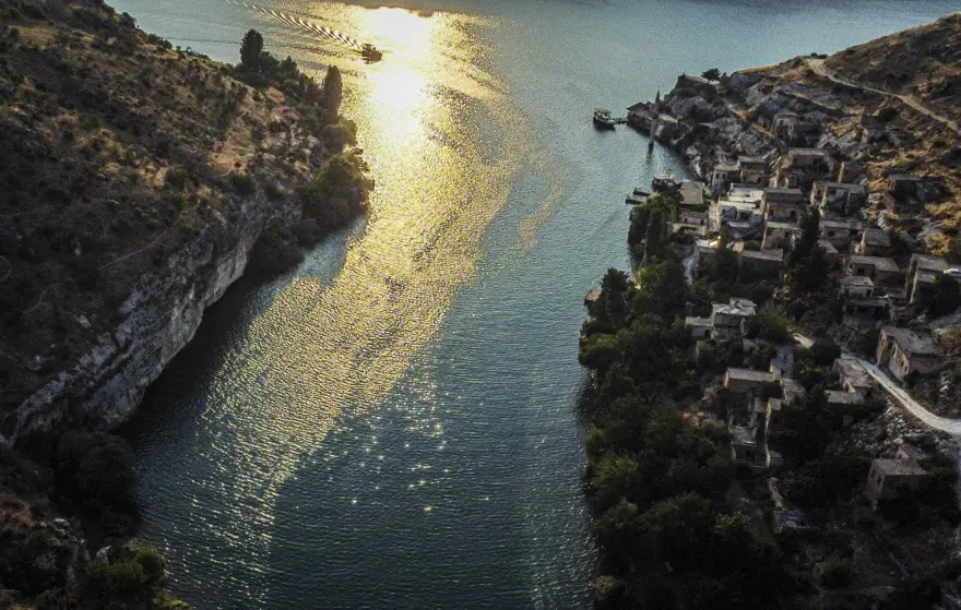 'Sakin şehir' Halfeti, yerli ve yabancı turistleri ağırlıyor 40