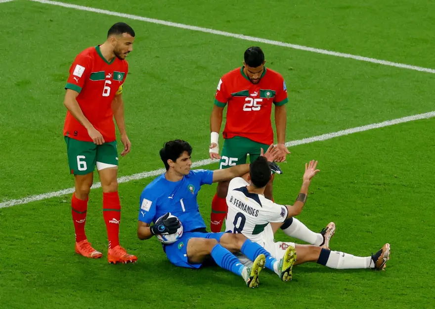 Beşiktaş'tan Fas'a Romain Saiss için özel talep 10