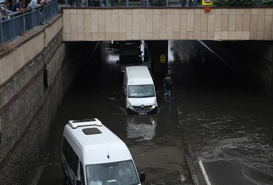 Sel nedeniyle zarar gören araç kaskodan para alabilir mi? 4
