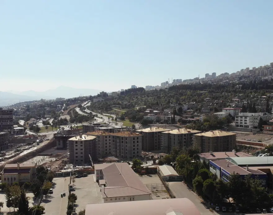 Bin 400 kişinin hayatını kaybettiği  Ebrar Sitesi'nde binalar yükseldi 5