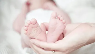 Bebeklerinden topuk kanı aldırmayan aileye para cezası talebi