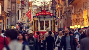 TÜİK: Erkekler kadınlardan daha sağlıklı yaşıyor