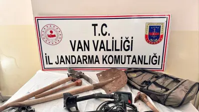 Van'da kaçak kazıya suçüstü: 6 gözaltı