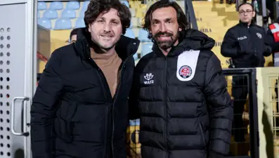 Fatih Tekke: Pirlo'ya hayranlığımı söyledim, sadece baktı